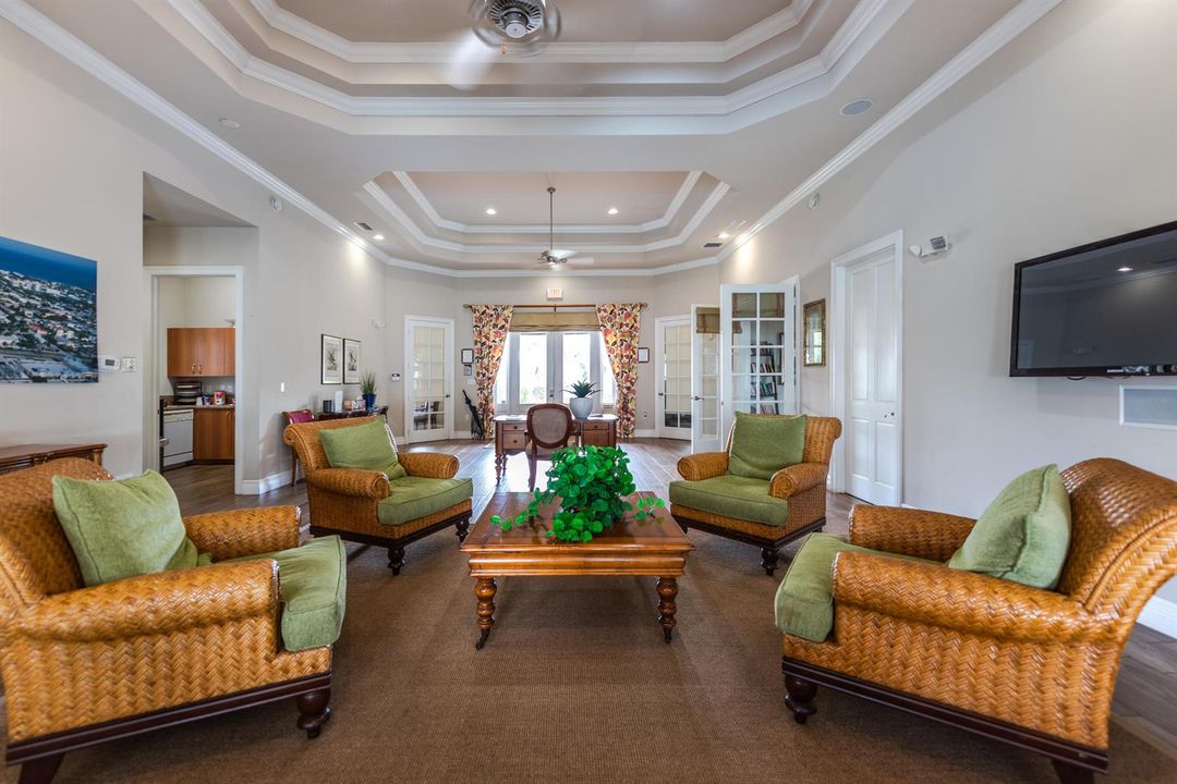 255 NE 3rd Ave #212 Amenities 05