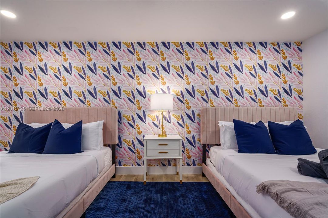 В аренду: $12,995 (8 спален, 5 ванн, 3639 Квадратных фут)