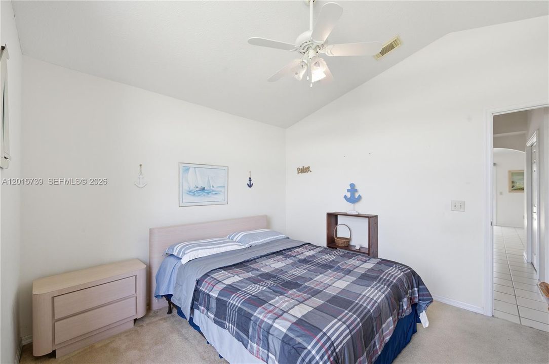 For Sale: $359,990 (3 beds, 2 baths, 1629 Square Feet)