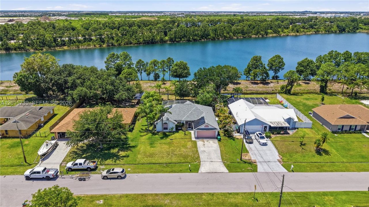 For Sale: $359,990 (3 beds, 2 baths, 1629 Square Feet)