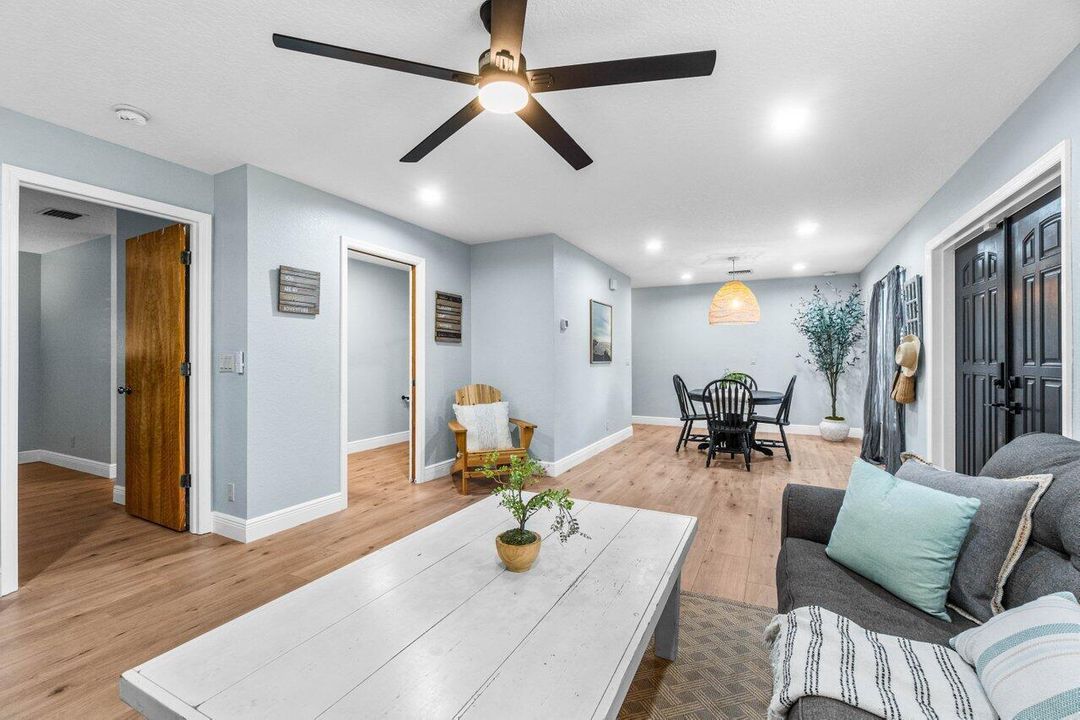 008-3303CusterAvenue-Wellington-FL-33467