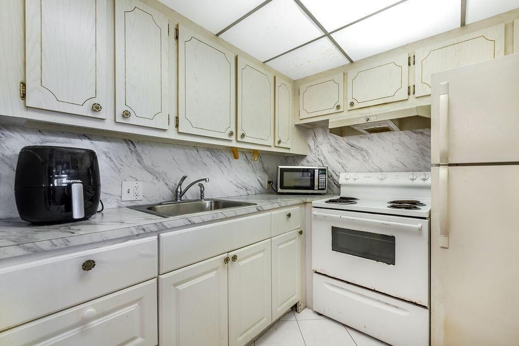 301PrestonH-6