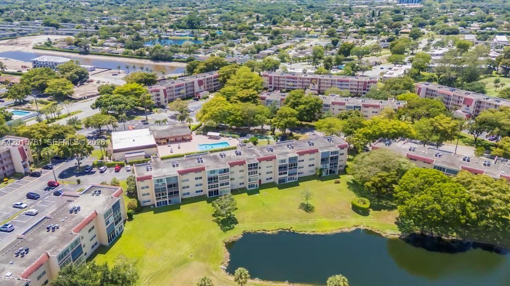 Activo con contrato: $110,000 (1 camas, 1 baños, 775 Pies cuadrados)
