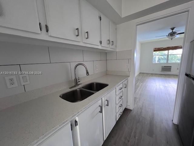 For Sale: $169,900 (1 beds, 1 baths, 640 Square Feet)