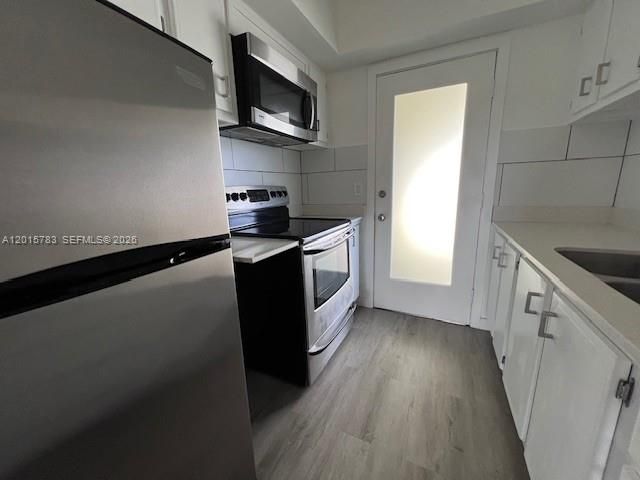 For Sale: $169,900 (1 beds, 1 baths, 640 Square Feet)