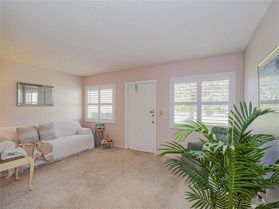 21 pine arbor 104 7