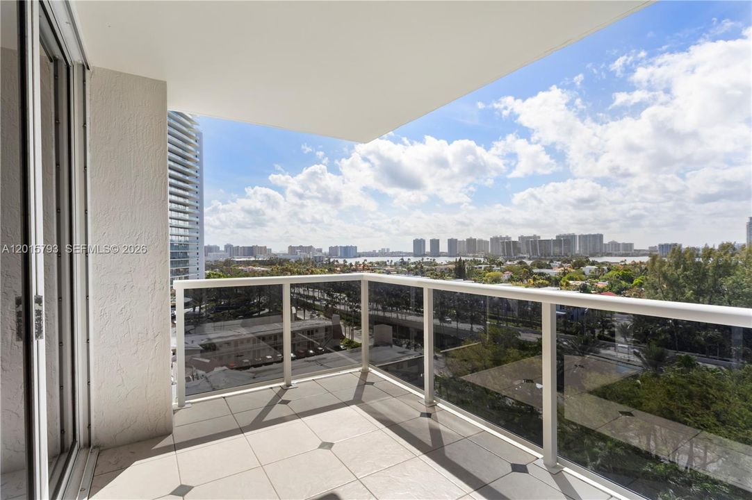 For Rent: $12,000 (3 beds, 3 baths, 2150 Square Feet)