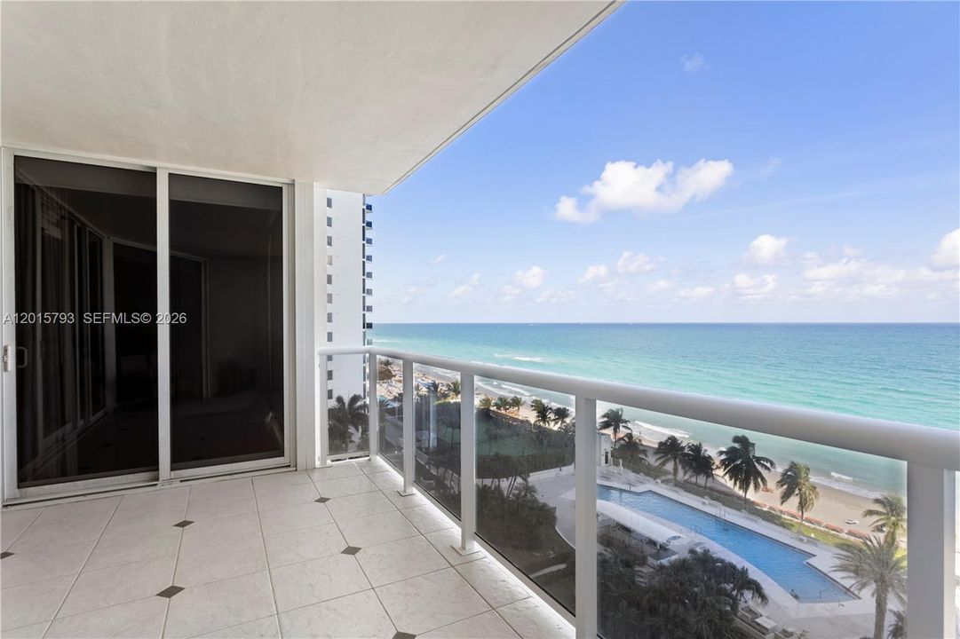 For Rent: $12,000 (3 beds, 3 baths, 2150 Square Feet)