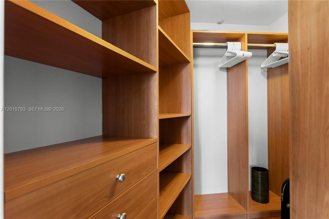 For Rent: $12,000 (3 beds, 3 baths, 2150 Square Feet)