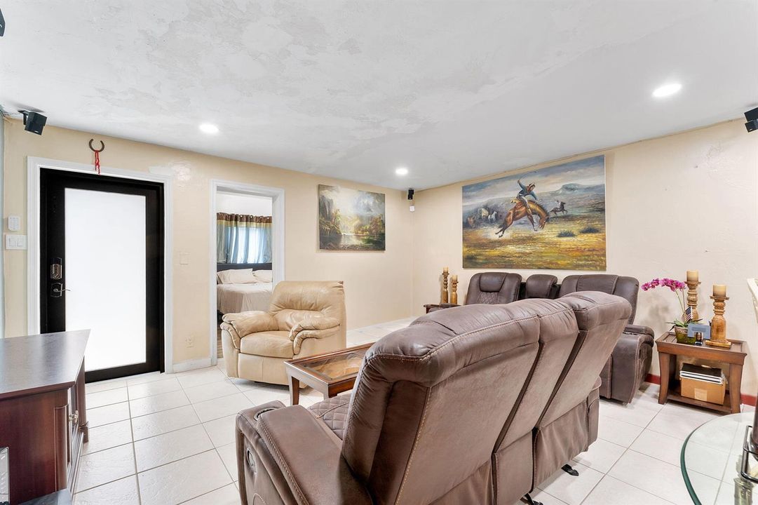 10-web-or-mls-DSC07939