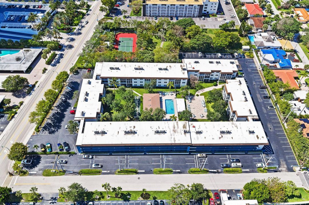 1-web-or-mls-1501-s-ocean-blvd-204