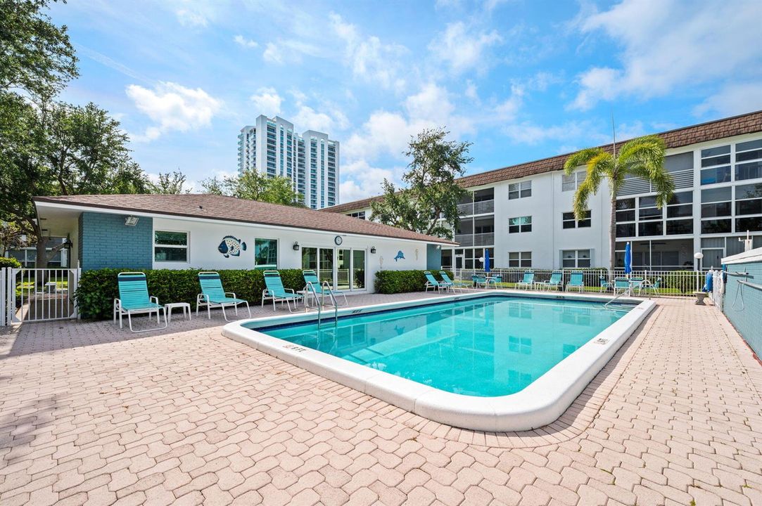 32-web-or-mls-1501-s-ocean-blvd-204