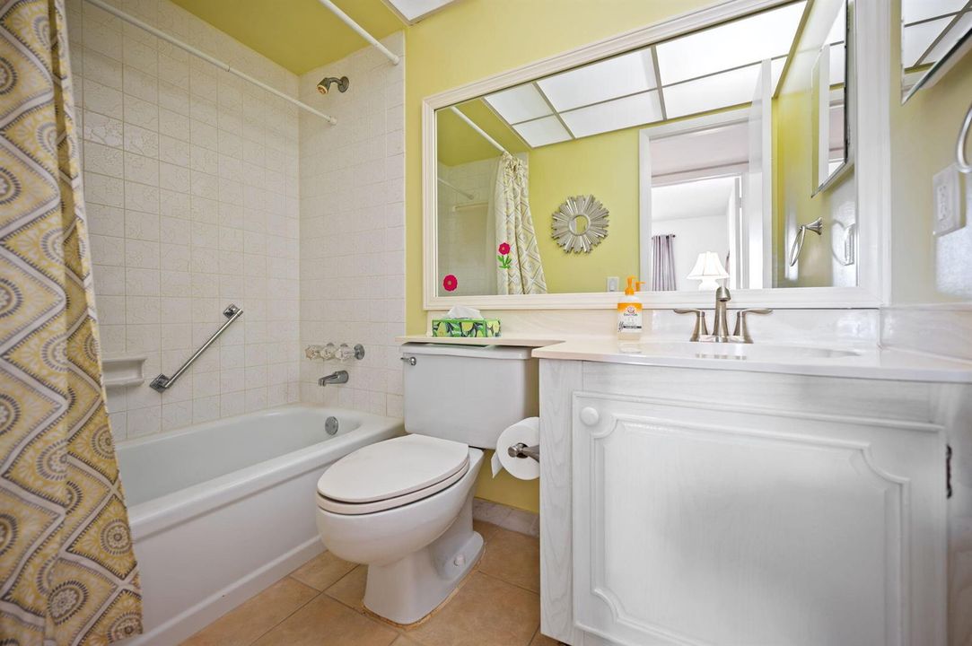 21-web-or-mls-1501-s-ocean-blvd-204