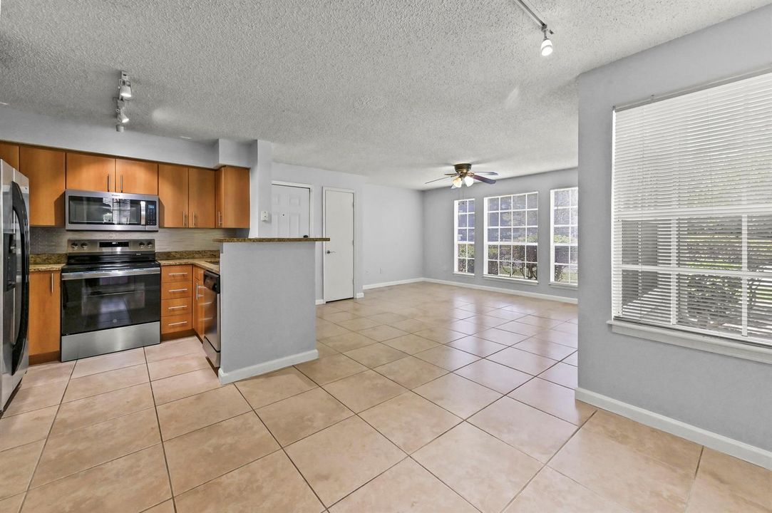 15 Kitchen 01