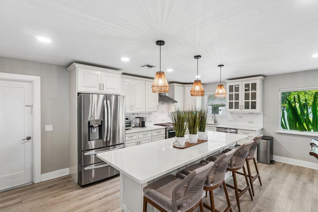 Open Kitche and Dining