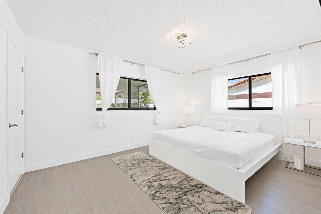 1985 Bedroom Primary