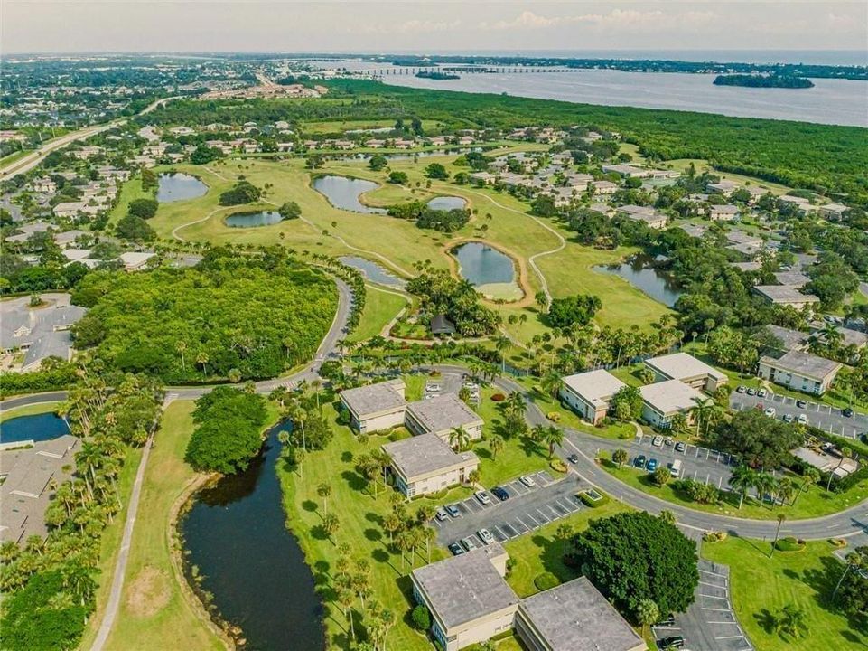 3 vista gardens 203 35