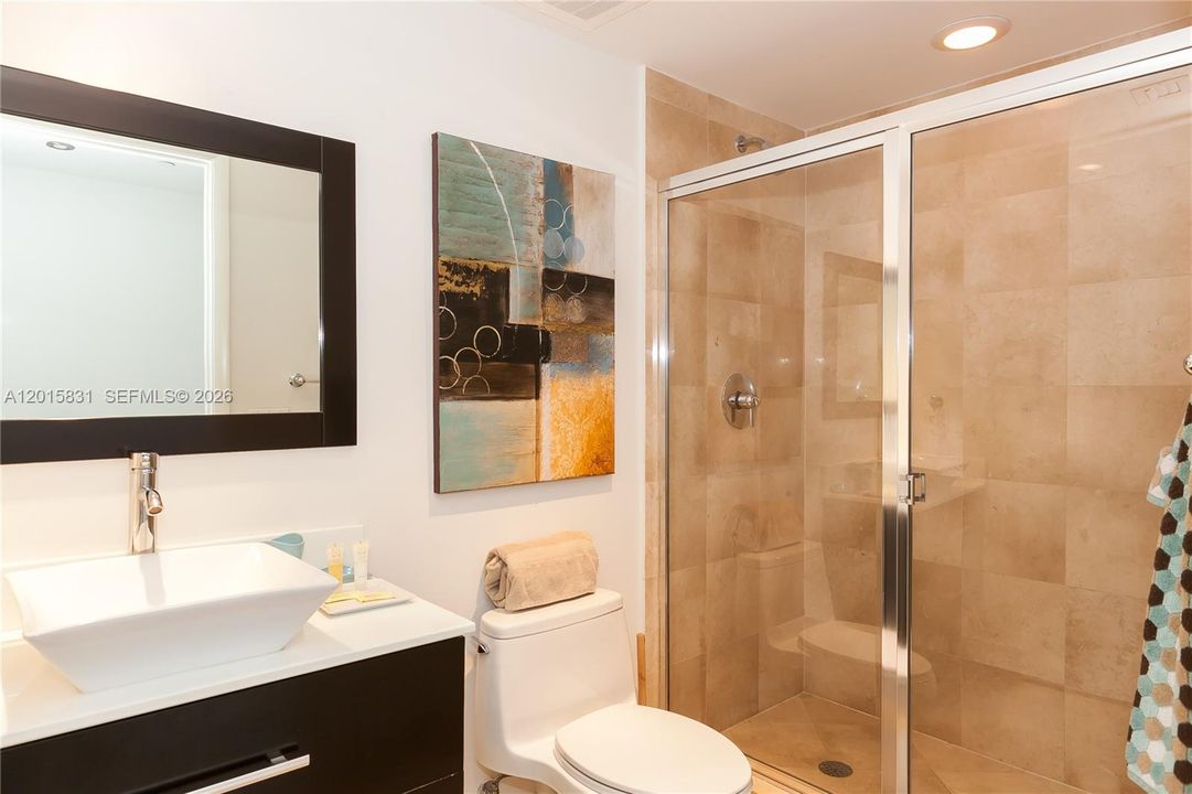 For Sale: $1,280,000 (3 beds, 2 baths, 1554 Square Feet)