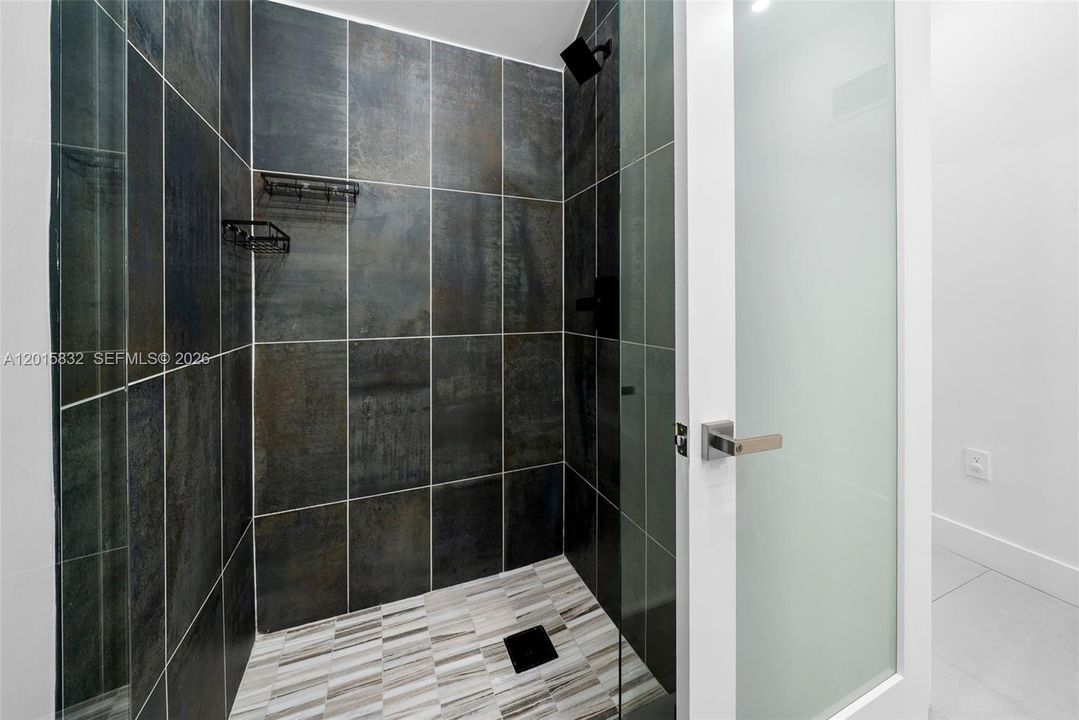 For Rent: $9,000 (4 beds, 4 baths, 2454 Square Feet)