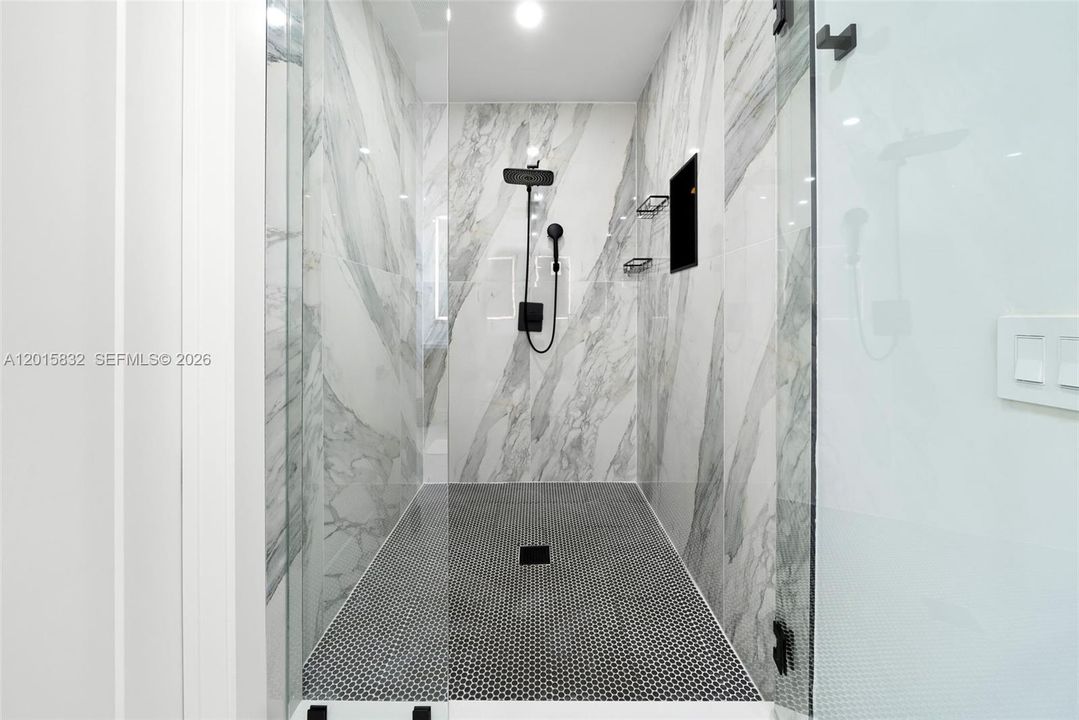 For Rent: $9,000 (4 beds, 4 baths, 2454 Square Feet)