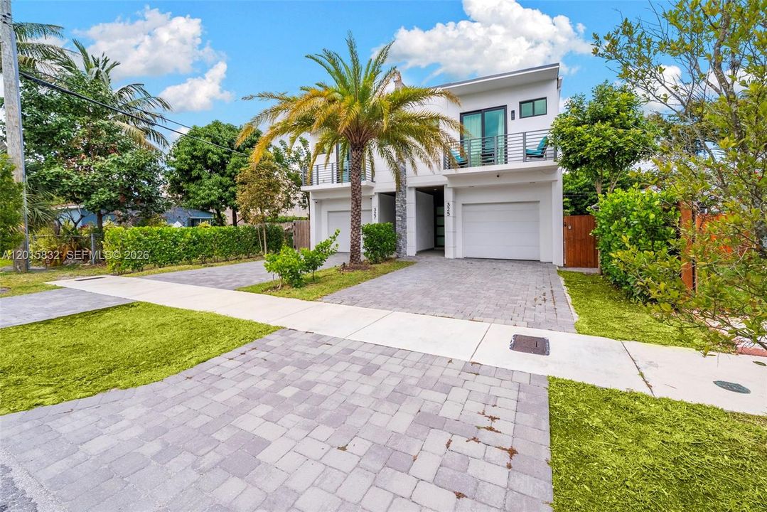 For Rent: $9,000 (4 beds, 4 baths, 2454 Square Feet)