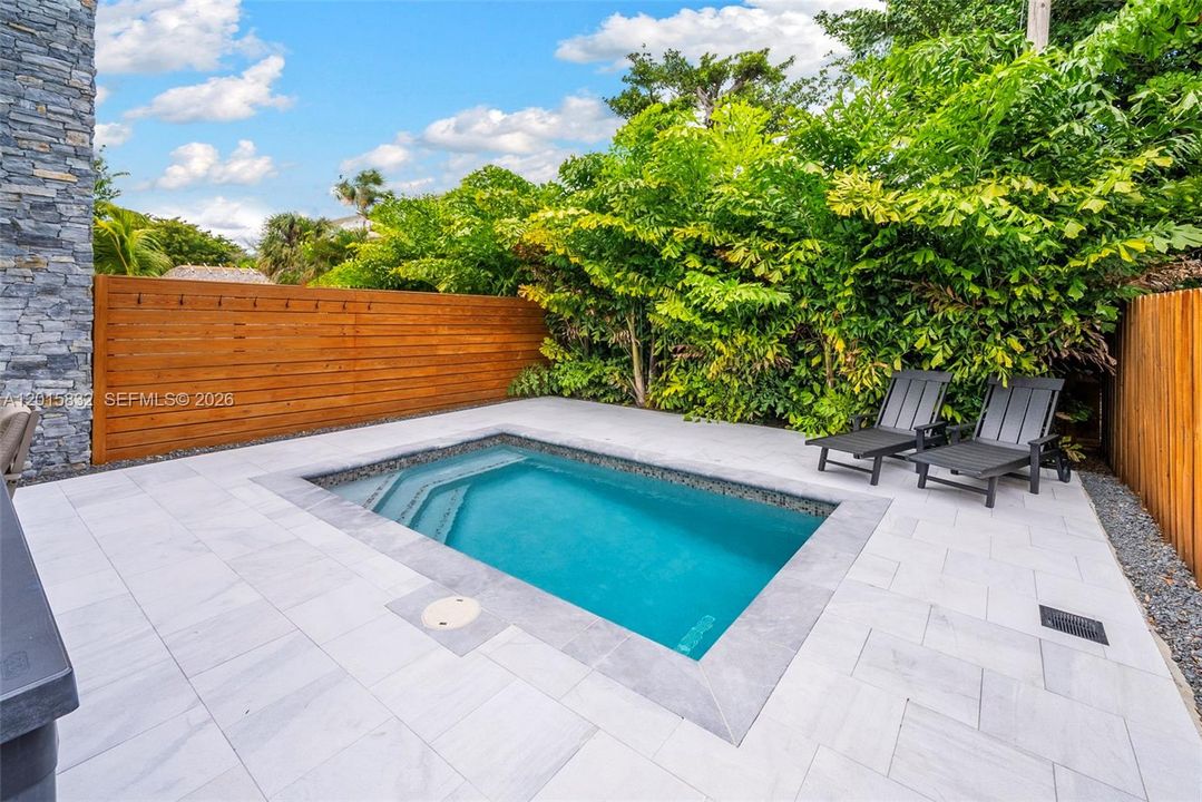 For Rent: $9,000 (4 beds, 4 baths, 2454 Square Feet)