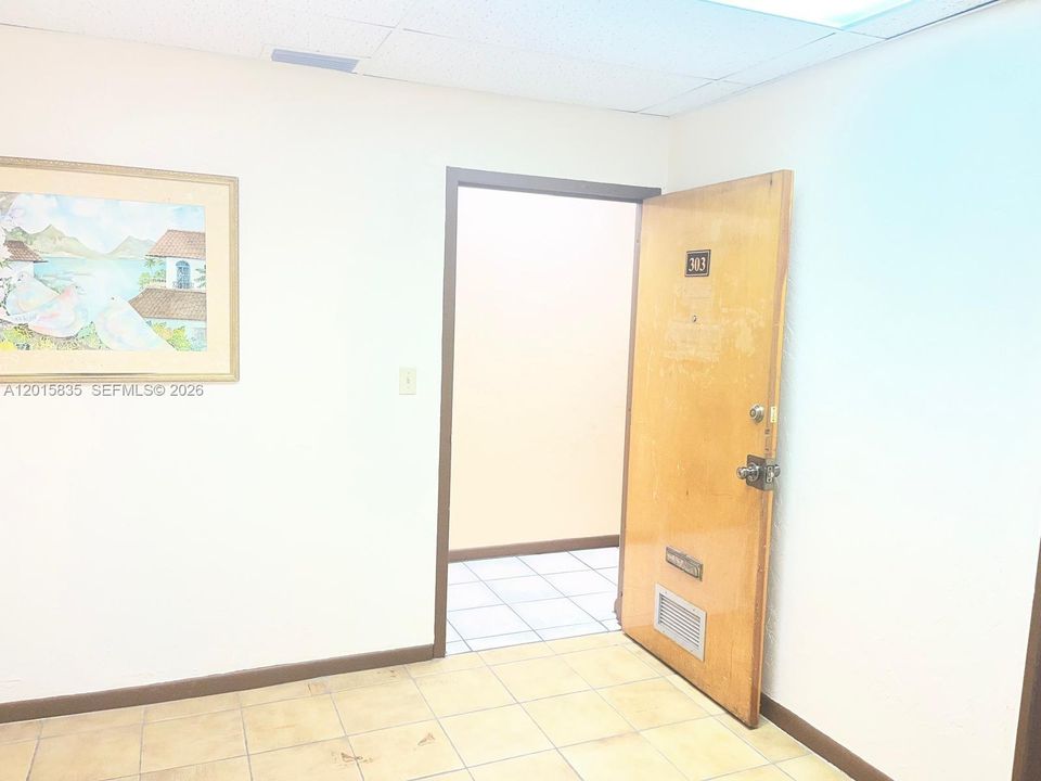 For Rent: $1,300 (0 beds, 0 baths, 0 Square Feet)