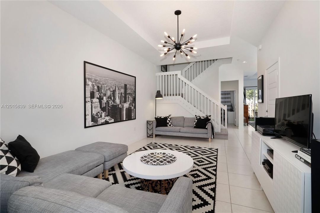 For Rent: $3,500 (4 beds, 3 baths, 1963 Square Feet)