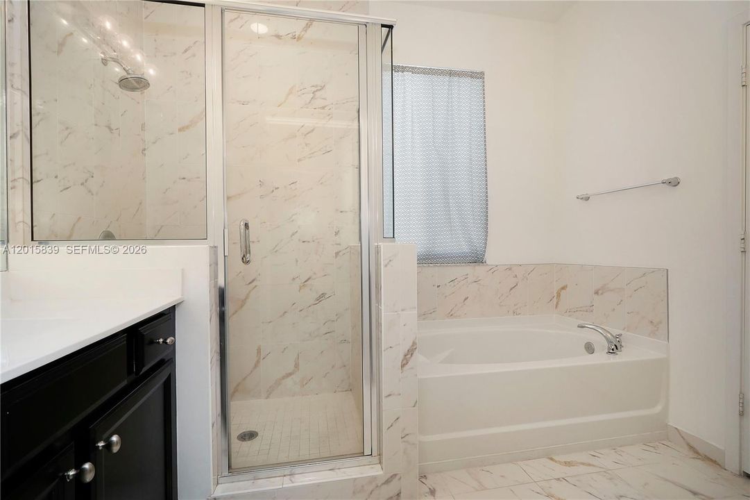 For Rent: $3,500 (4 beds, 3 baths, 1963 Square Feet)