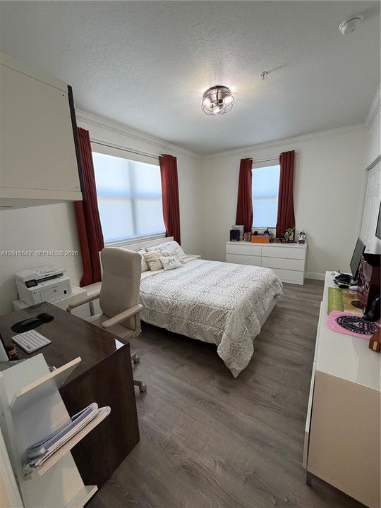 На продажу: $595,000 (3 спален, 2 ванн, 1848 Квадратных фут)
