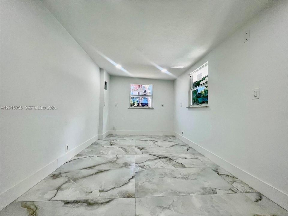 待售: $947,000 (5 贝兹, 3 浴室, 1776 平方英尺)