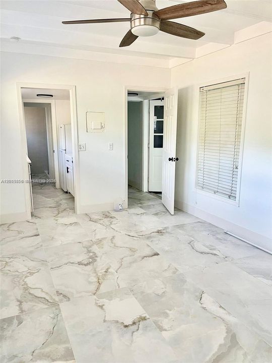 Bedroom/Living