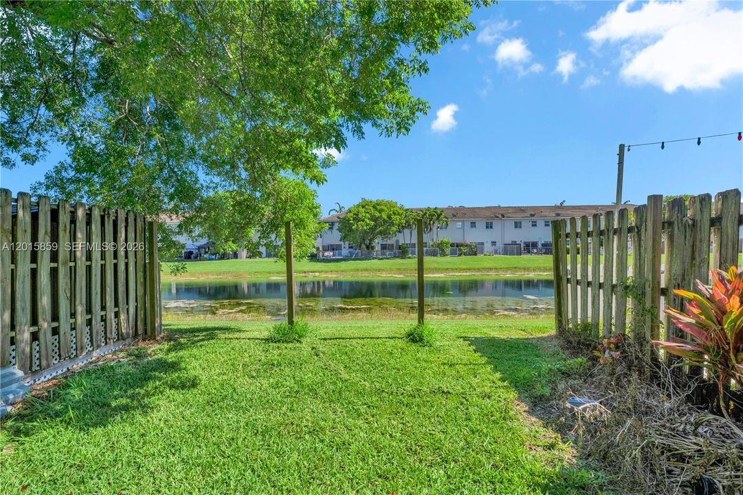 For Sale: $290,000 (3 beds, 2 baths, 1509 Square Feet)