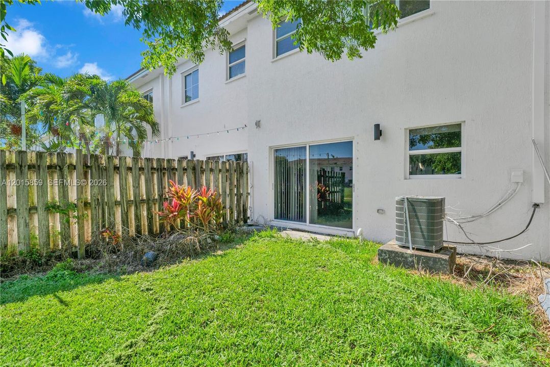 For Sale: $290,000 (3 beds, 2 baths, 1509 Square Feet)