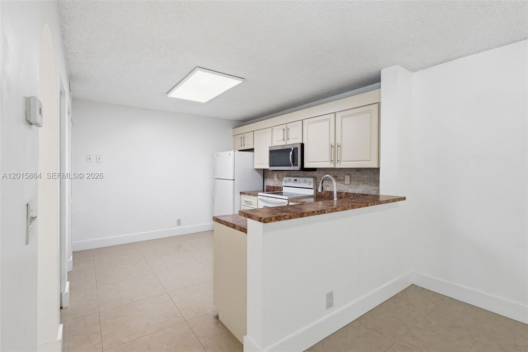 En Venta: $218,000 (1 camas, 1 baños, 777 Pies cuadrados)
