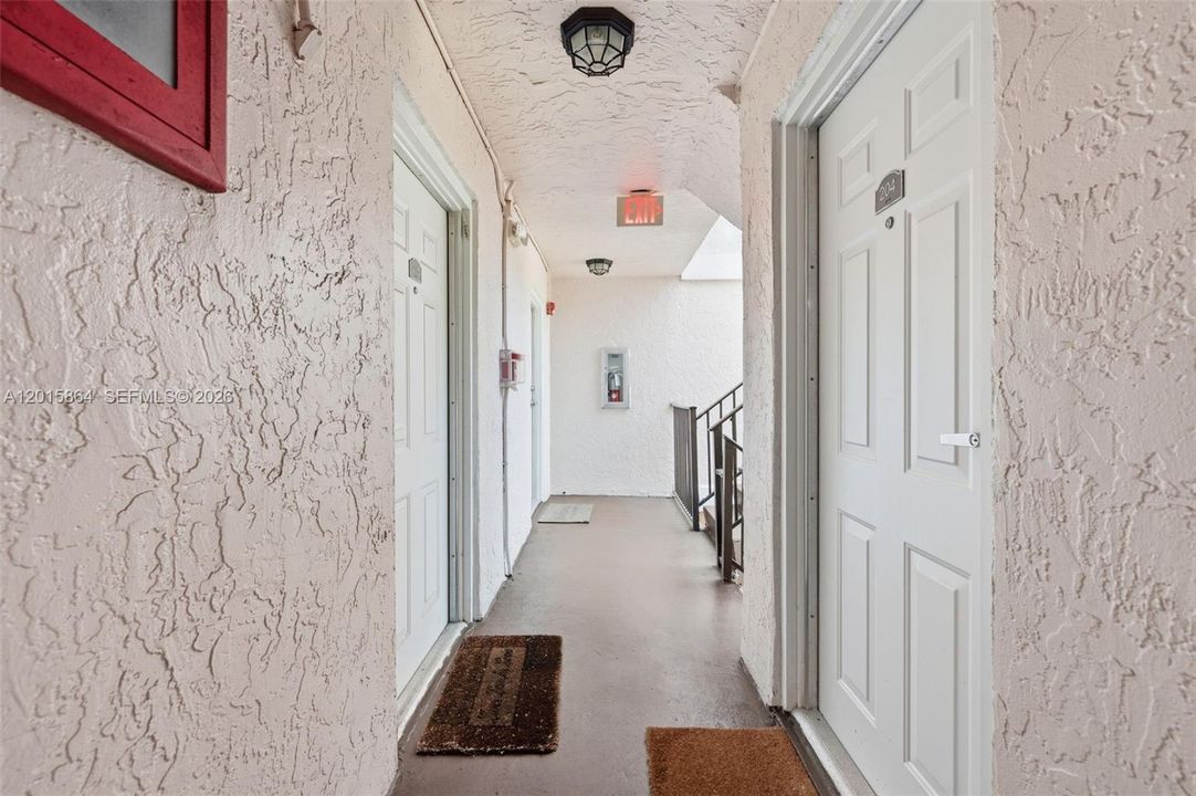 En Venta: $218,000 (1 camas, 1 baños, 777 Pies cuadrados)