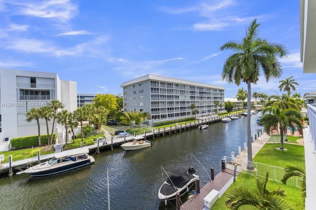 En Venta: $575,000 (2 camas, 2 baños, 1568 Pies cuadrados)