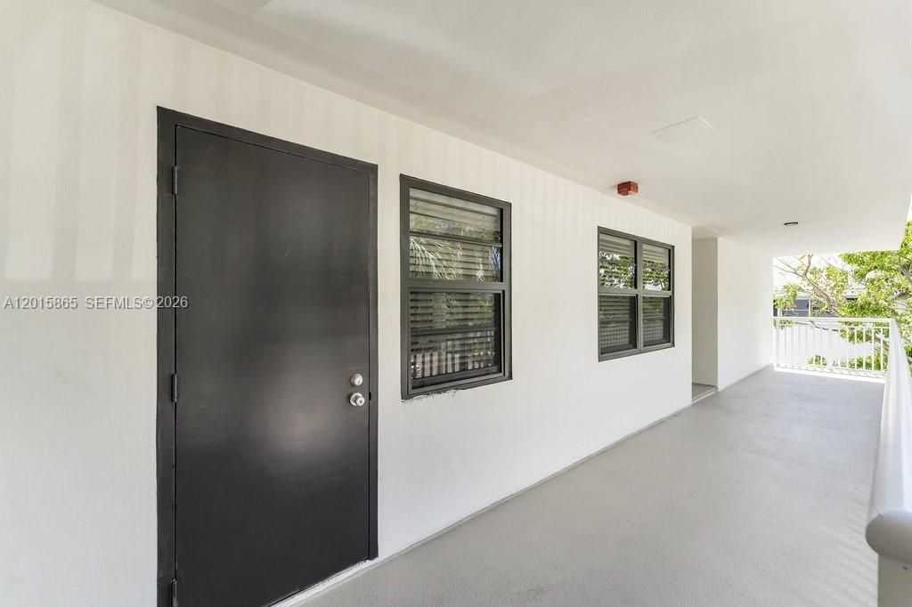 En Venta: $575,000 (2 camas, 2 baños, 1568 Pies cuadrados)