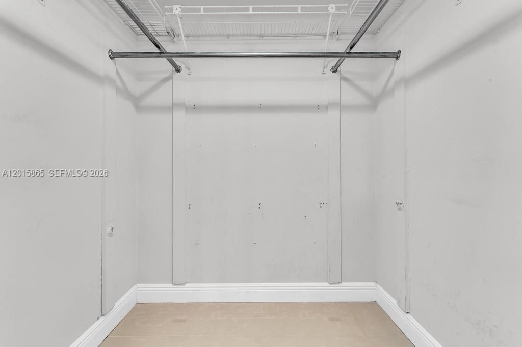 En Venta: $575,000 (2 camas, 2 baños, 1568 Pies cuadrados)