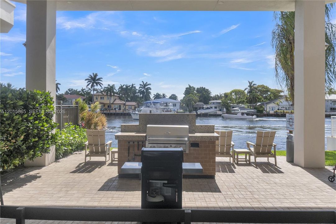En Venta: $575,000 (2 camas, 2 baños, 1568 Pies cuadrados)