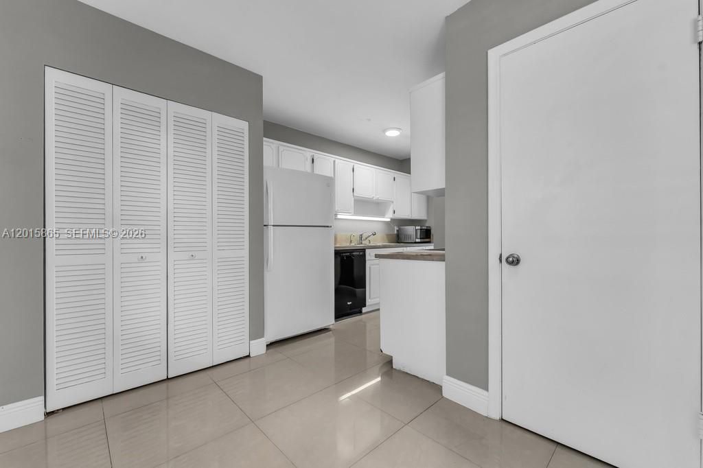 En Venta: $575,000 (2 camas, 2 baños, 1568 Pies cuadrados)