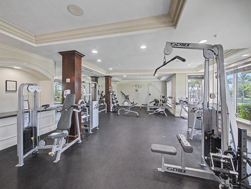 33 Gym 806 Bld