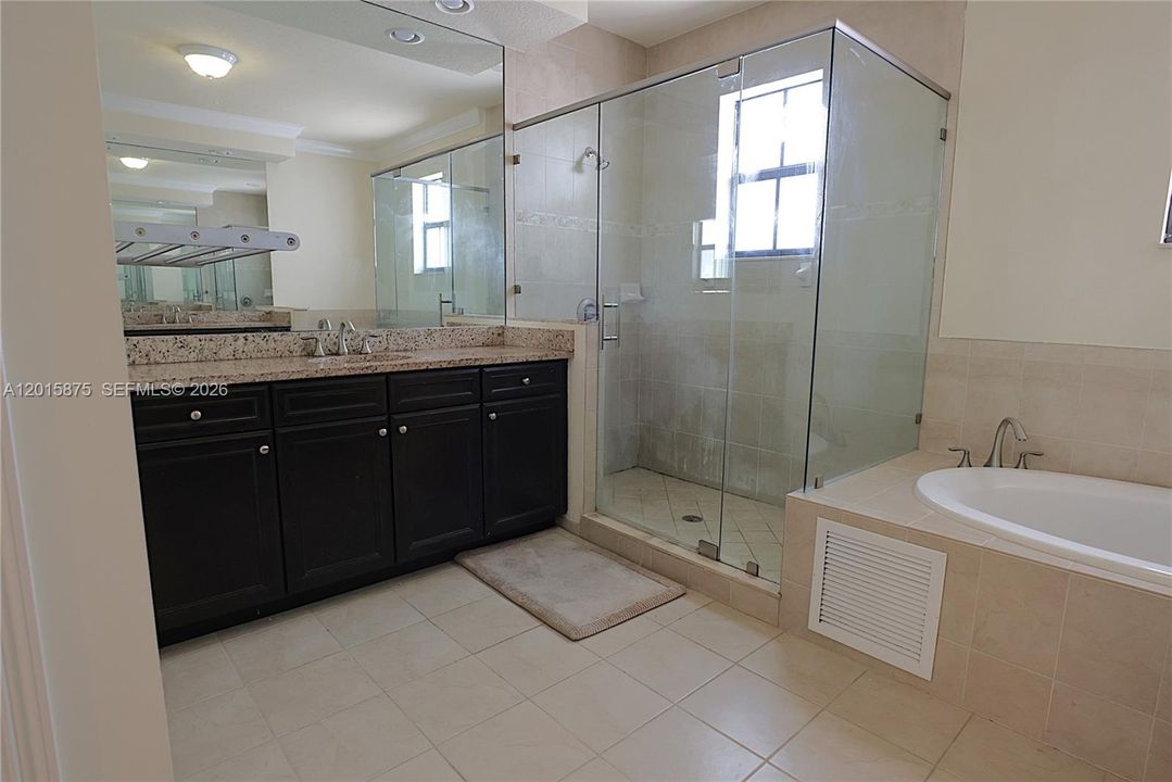 For Sale: $1,290,000 (4 beds, 4 baths, 3128 Square Feet)