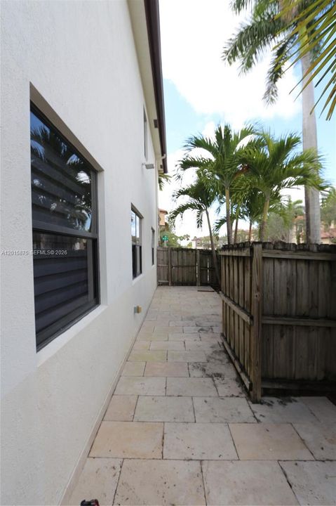 For Sale: $1,290,000 (4 beds, 4 baths, 3128 Square Feet)