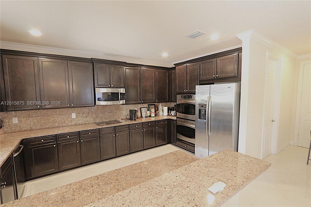 For Sale: $1,290,000 (4 beds, 4 baths, 3128 Square Feet)
