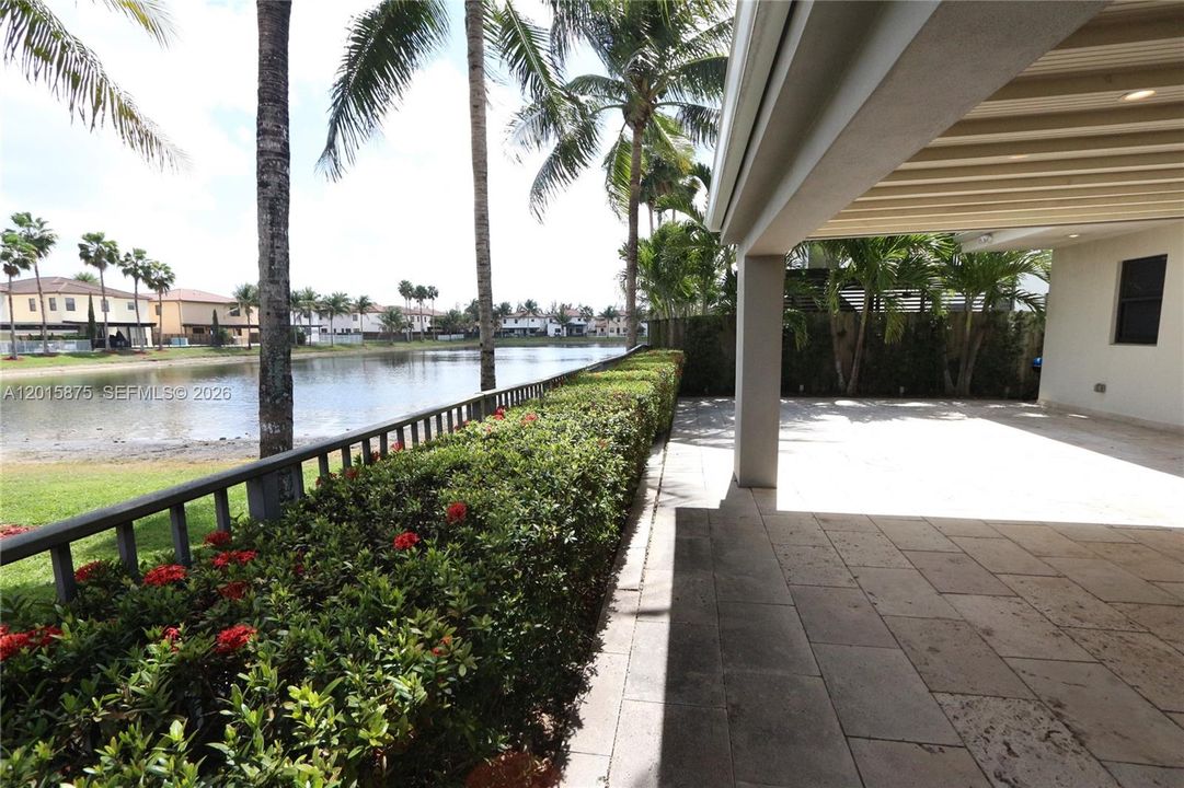 For Sale: $1,290,000 (4 beds, 4 baths, 3128 Square Feet)