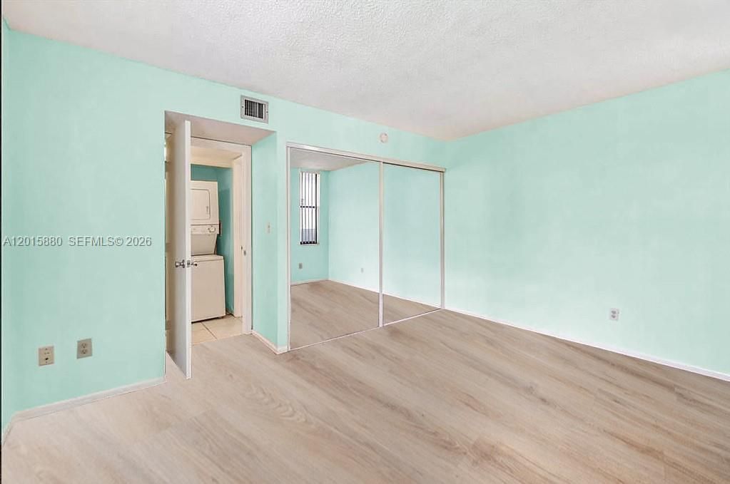 En Venta: $195,000 (2 camas, 2 baños, 1370 Pies cuadrados)