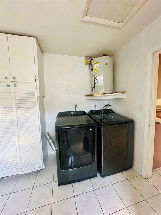 washer and dryer
