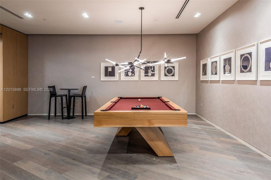 En Venta: $795,000 (1 camas, 2 baños, 940 Pies cuadrados)