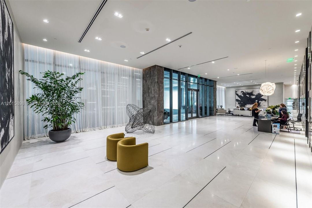 En Venta: $795,000 (1 camas, 2 baños, 940 Pies cuadrados)